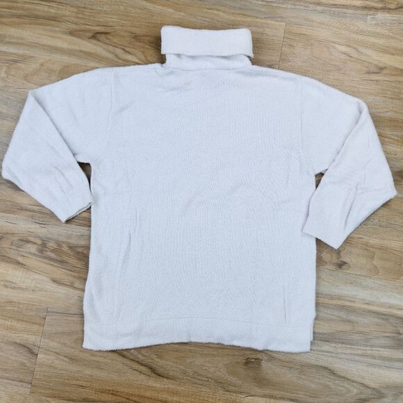 💜Southern Shirt Company Ivory Cloud Luxe Turtleneck Sweater Medium - Picture 2 of 8